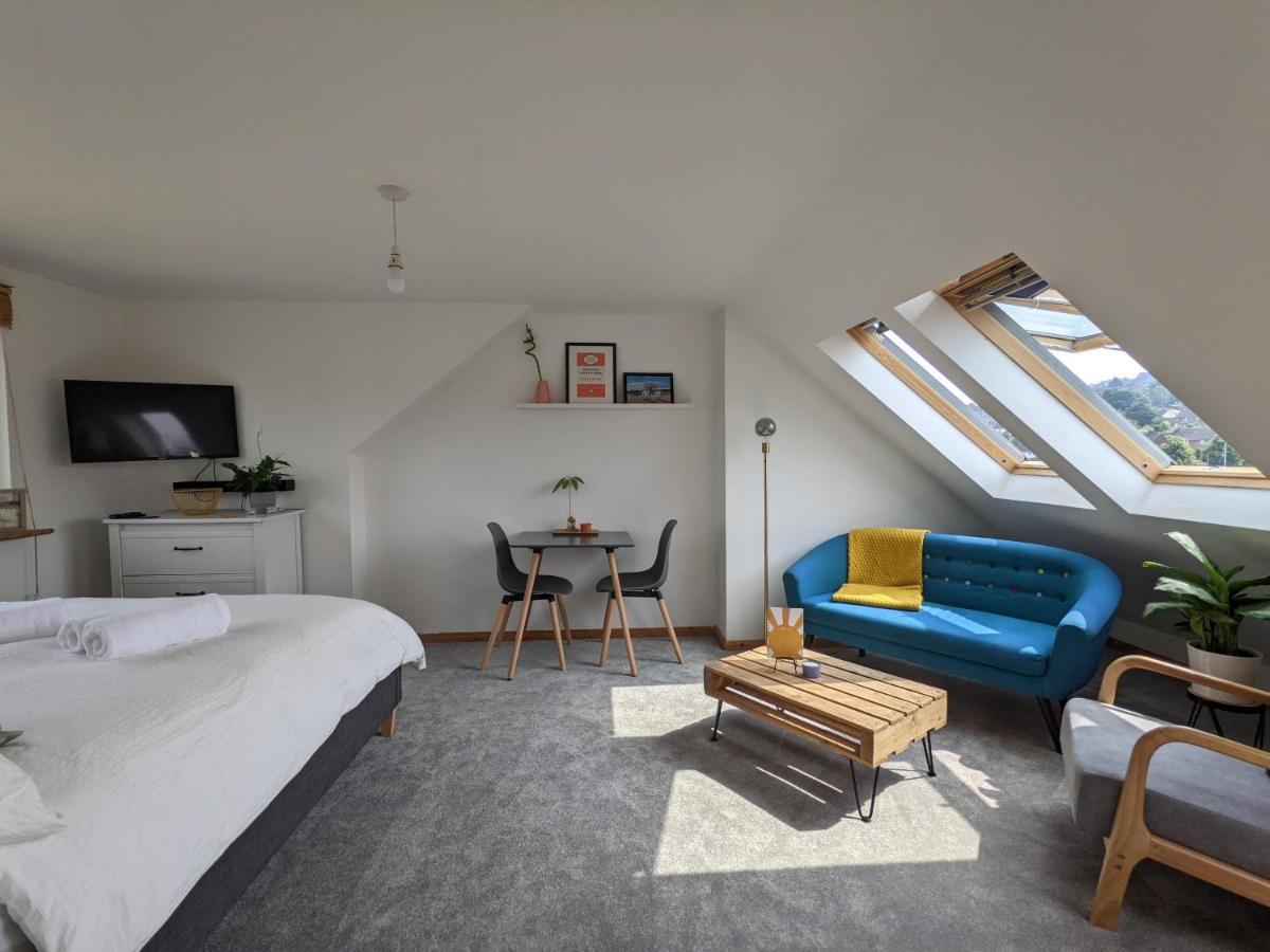 *Large Unique Retro Private Attic & Bathroom* Brighton Exterior foto