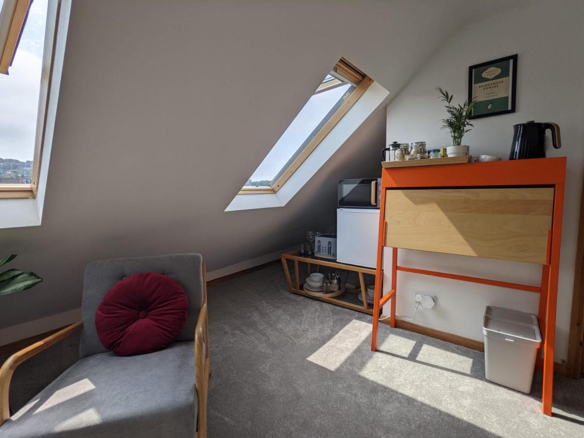 *Large Unique Retro Private Attic & Bathroom* Brighton Exterior foto