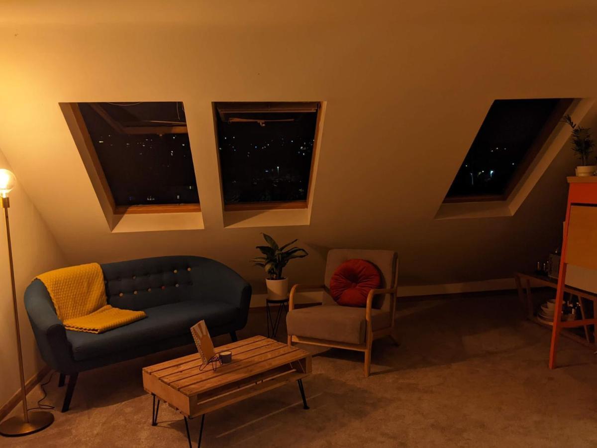 *Large Unique Retro Private Attic & Bathroom* Brighton Exterior foto